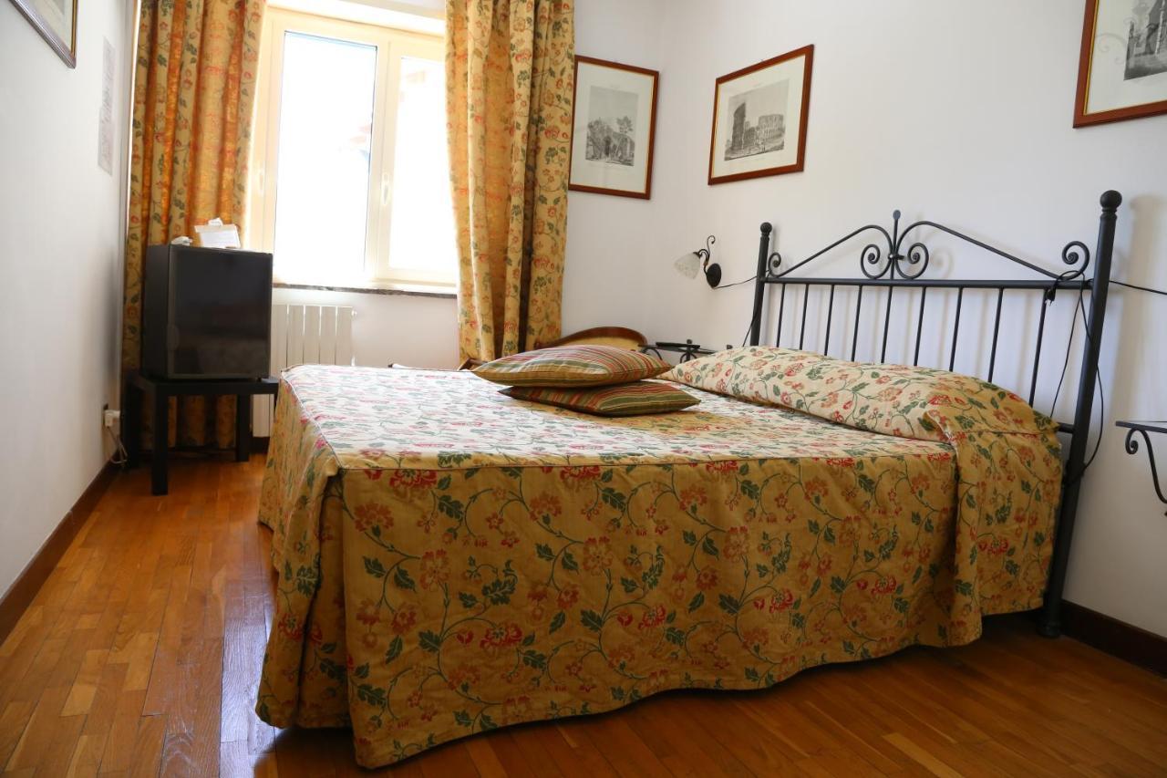 Tenuta Di Pietra Porzia Monte Porzio Catone Exterior foto
